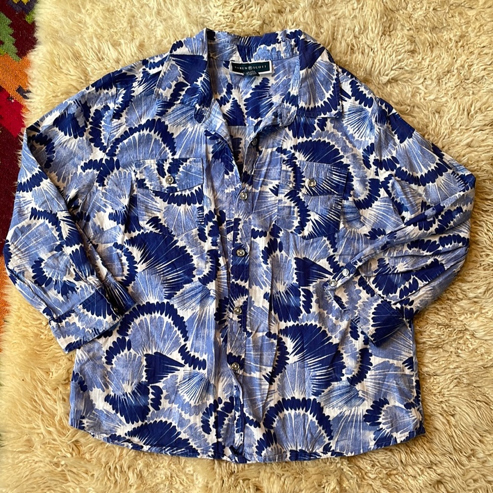 100% cotton button down blouse large